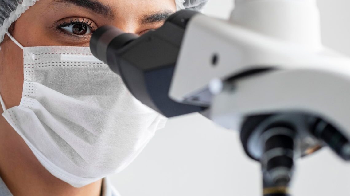 close-up-researcher-working-1-min close-up-researcher-working-1-min